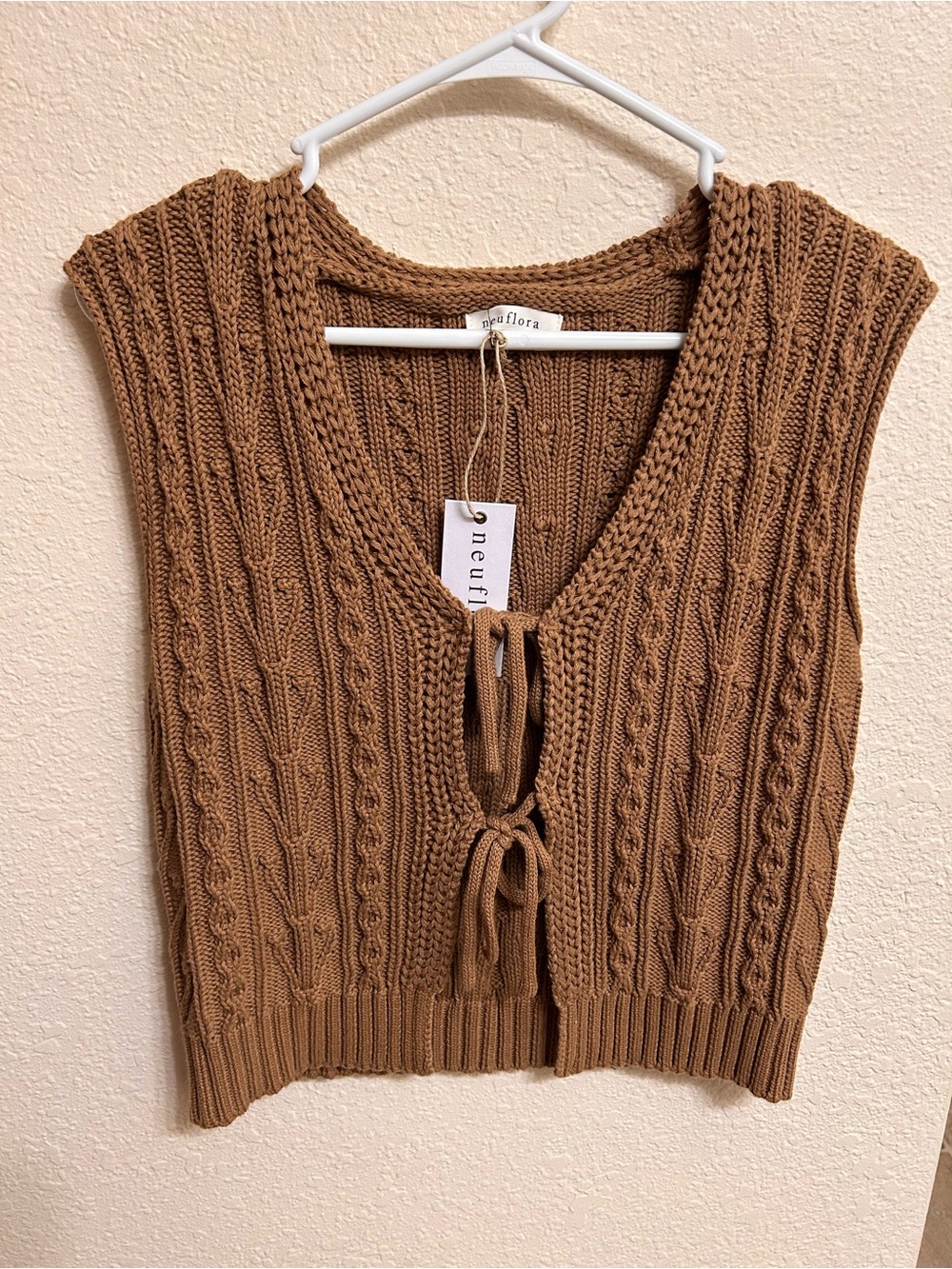 Neuflora | NWT Ivy Vest